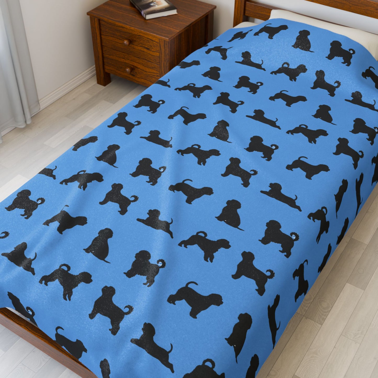 Havanese Silhouette Velveteen Blanket (Blue)